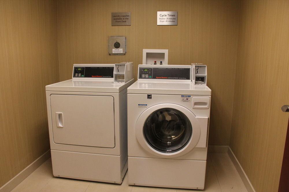 Courtyard By Marriott Oneonta Hotel Buitenkant foto
