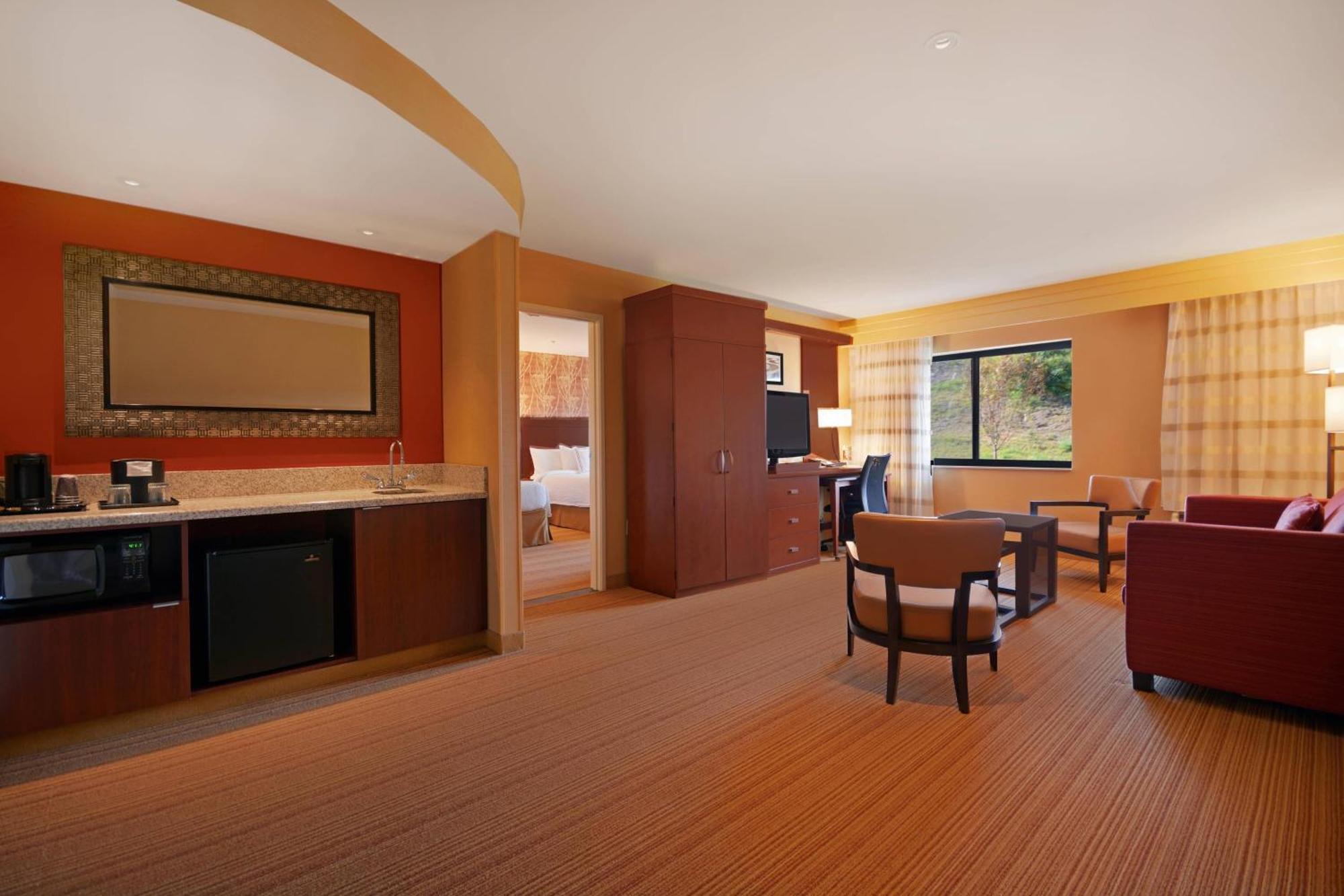 Courtyard By Marriott Oneonta Hotel Buitenkant foto